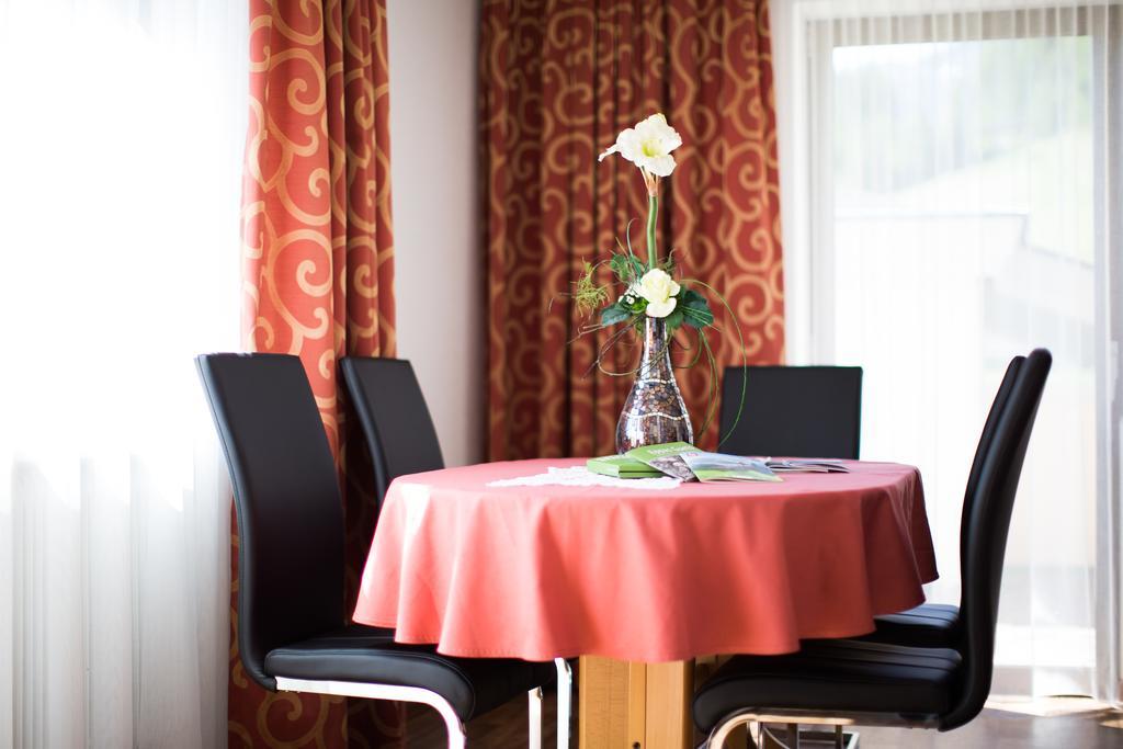 Pension Charly Sölden Extérieur photo